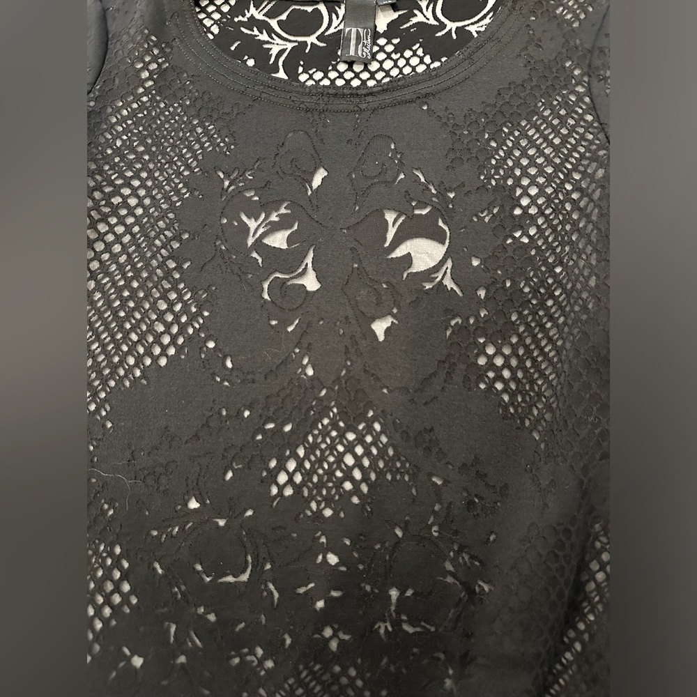 T Collection lace long sleeve top XS - Picture 4 of 4